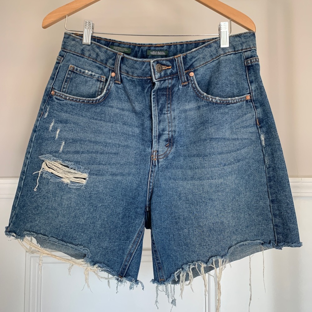 Wild Fable High Rise Bermuda Shorts Distressed Size 10